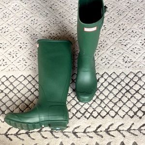 Hunter, hunter green, tall rain boots